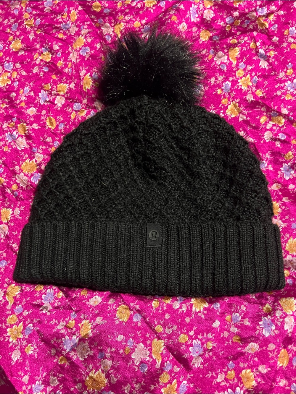lululemon athletica Black Knit Pom-Pom Beanie